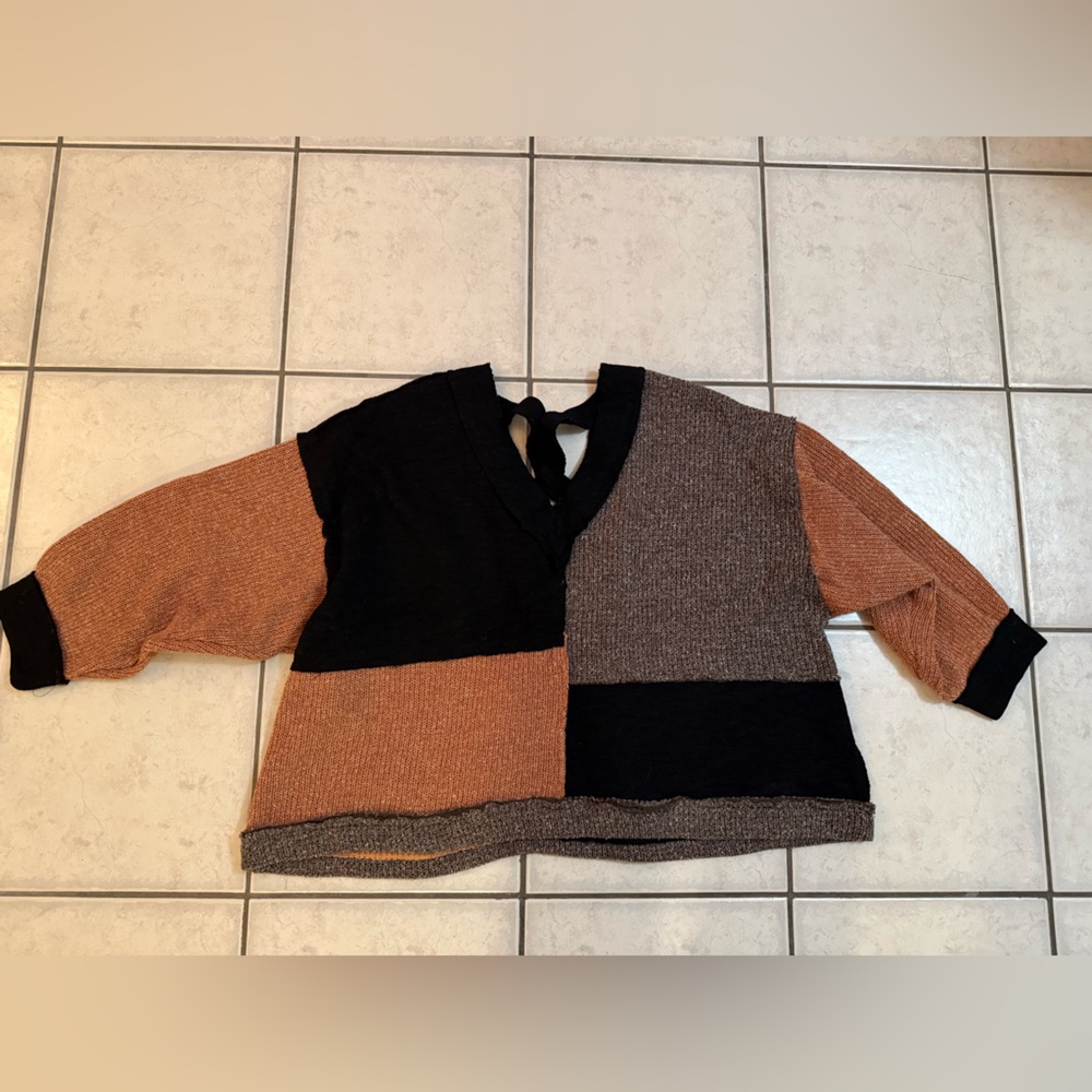 Pol Color-block Women's Sweater Size Medium